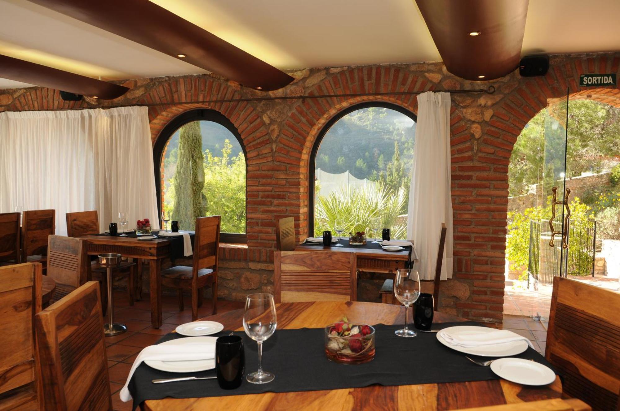 La Figuerola Hotel & Restaurant Vandellós Extérieur photo