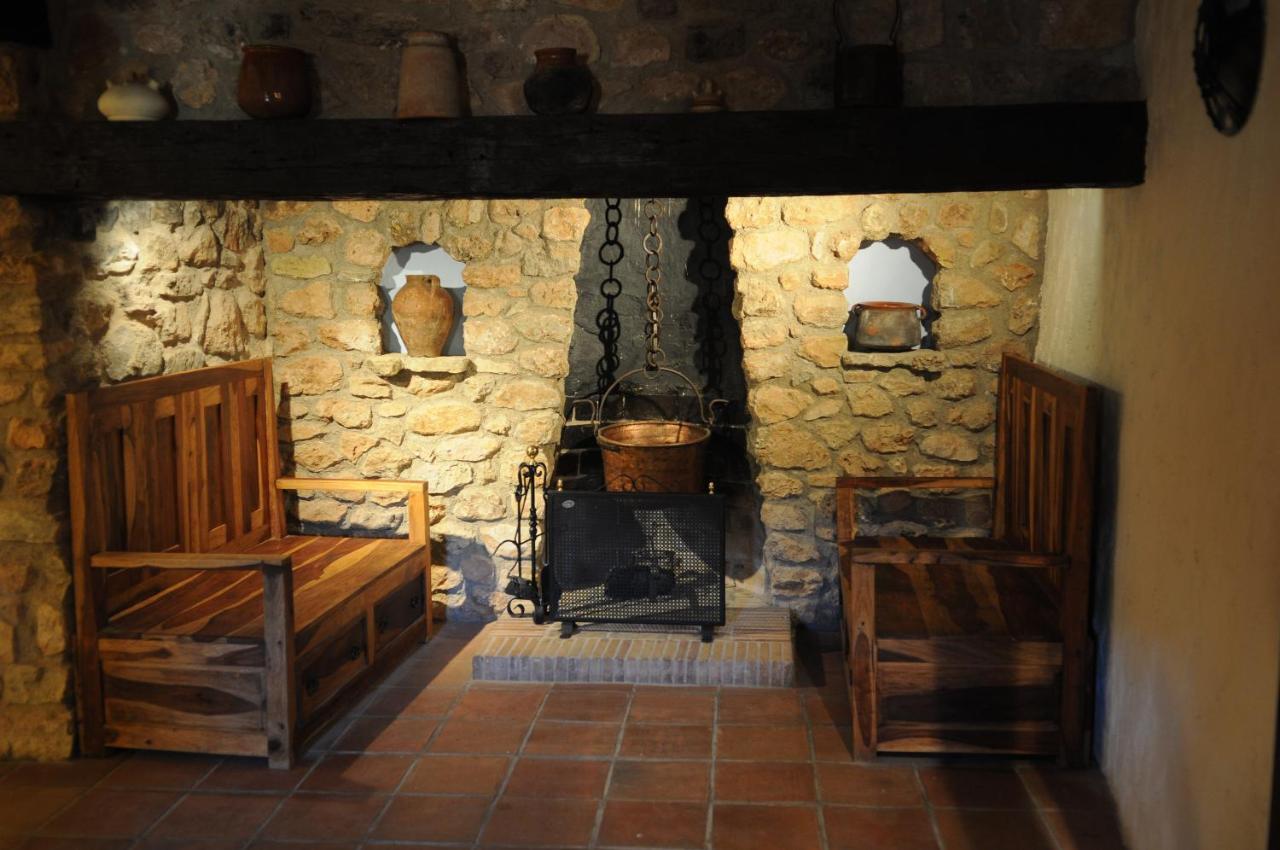 La Figuerola Hotel & Restaurant Vandellós Extérieur photo
